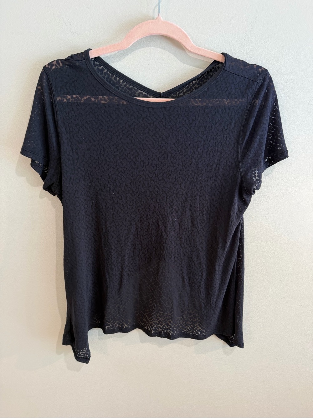 Lululemon Black Short Sleeve Lace Leopard Print Textured Tee